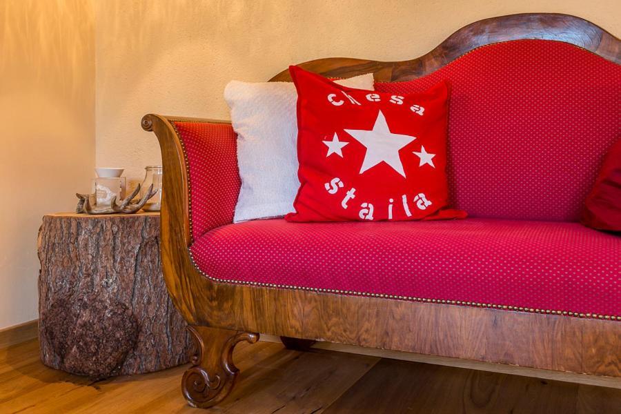 Hotel Chesa Staila La Punt-Chamues-ch Kültér fotó
