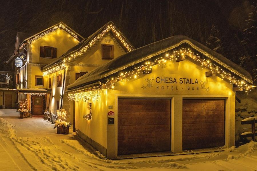 Hotel Chesa Staila La Punt-Chamues-ch Kültér fotó